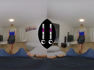 Jeanne bond petit seins stunner provocant lapdance 3d strip-tease | xhamster