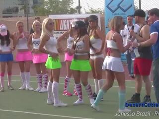 Desnuda dodgeball en superior de roof para lightspeed: gratis sexo california | xhamster