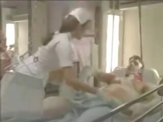Fabulous 亚洲人 护士 treats 病人, 自由 twitter 亚洲人 脏 电影 节目