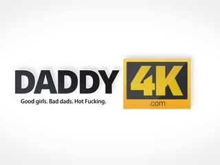 Daddy4k เด็กนักเรียน falls นอนหลับ และ ไม่ ทราบ เกี่ยวกับ เก่า: x ซึ่งได้ประเมิน วีดีโอ d0