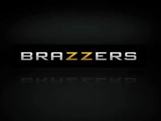 Brazzers - porcas massagista - giselle leon e projeto de lei colherão - fazer você nuru